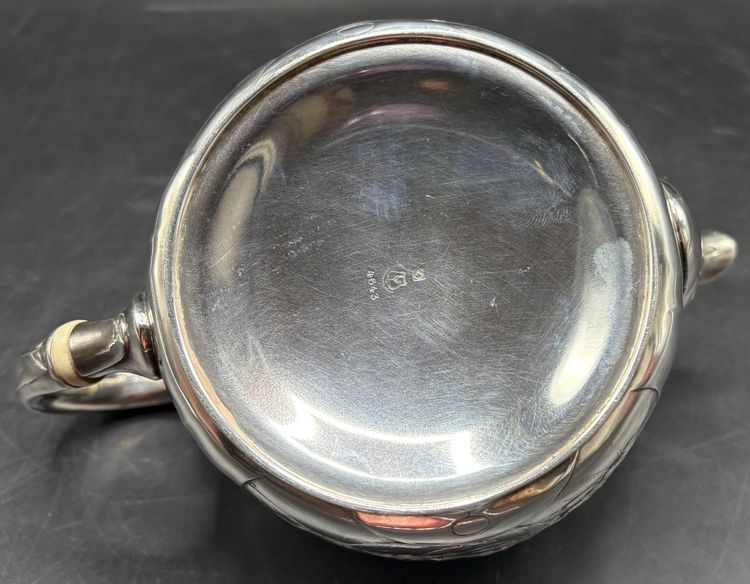 GALLIA TEAPOT, 1900