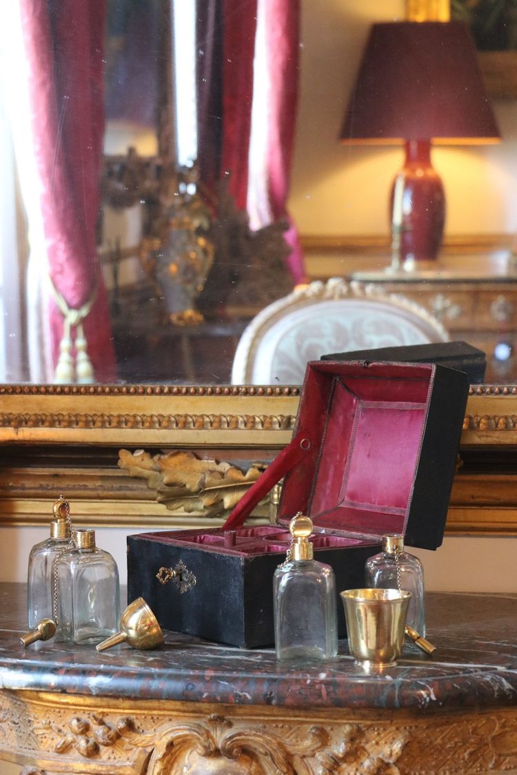 Coffret à parfum d’époque Louis XIV