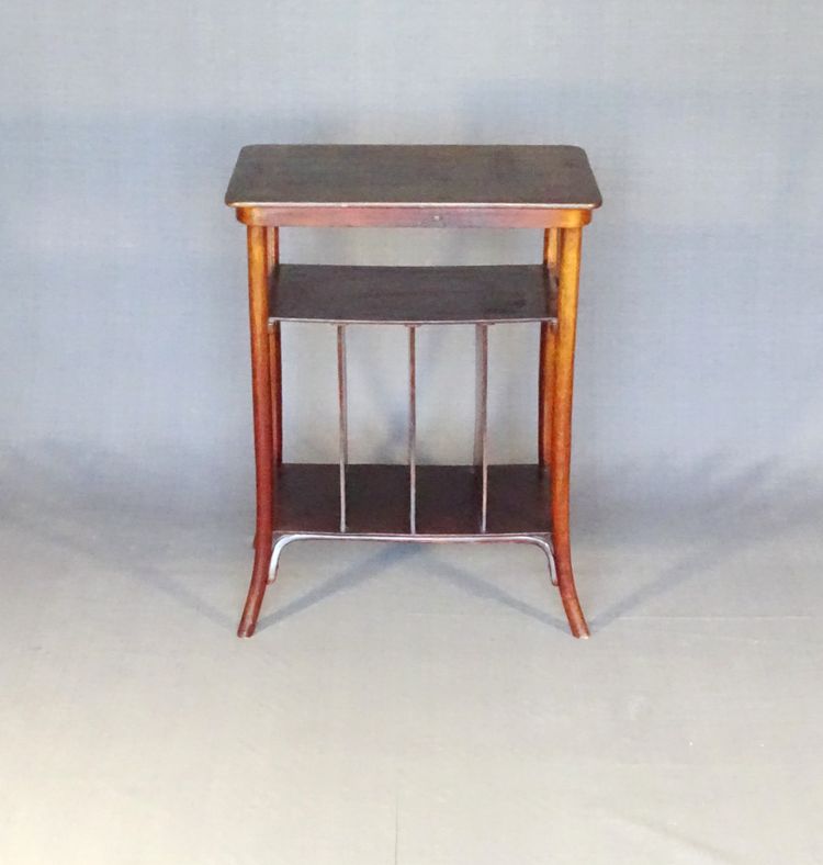 Table à partition N°1075 par Kohn 1905, no Thonet