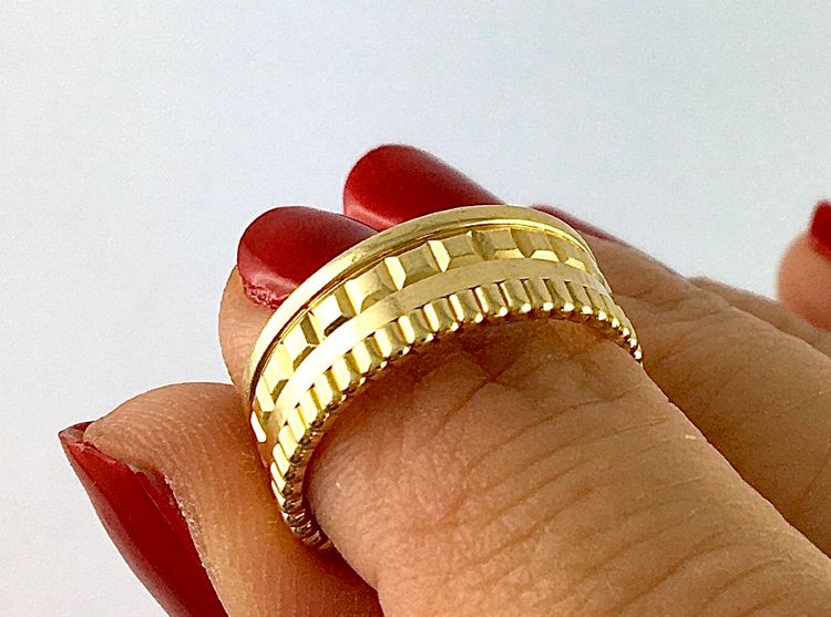 Bague Boucheron Quatre Tout Or Jaune Format Alliance
