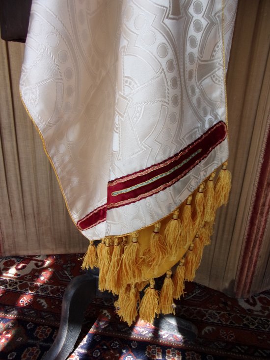 Old humeral veil, 1st half of the 20th century