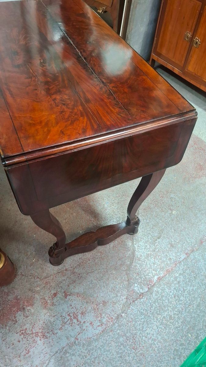 Schreibtisch im Empire-Stil aus Mahagoni