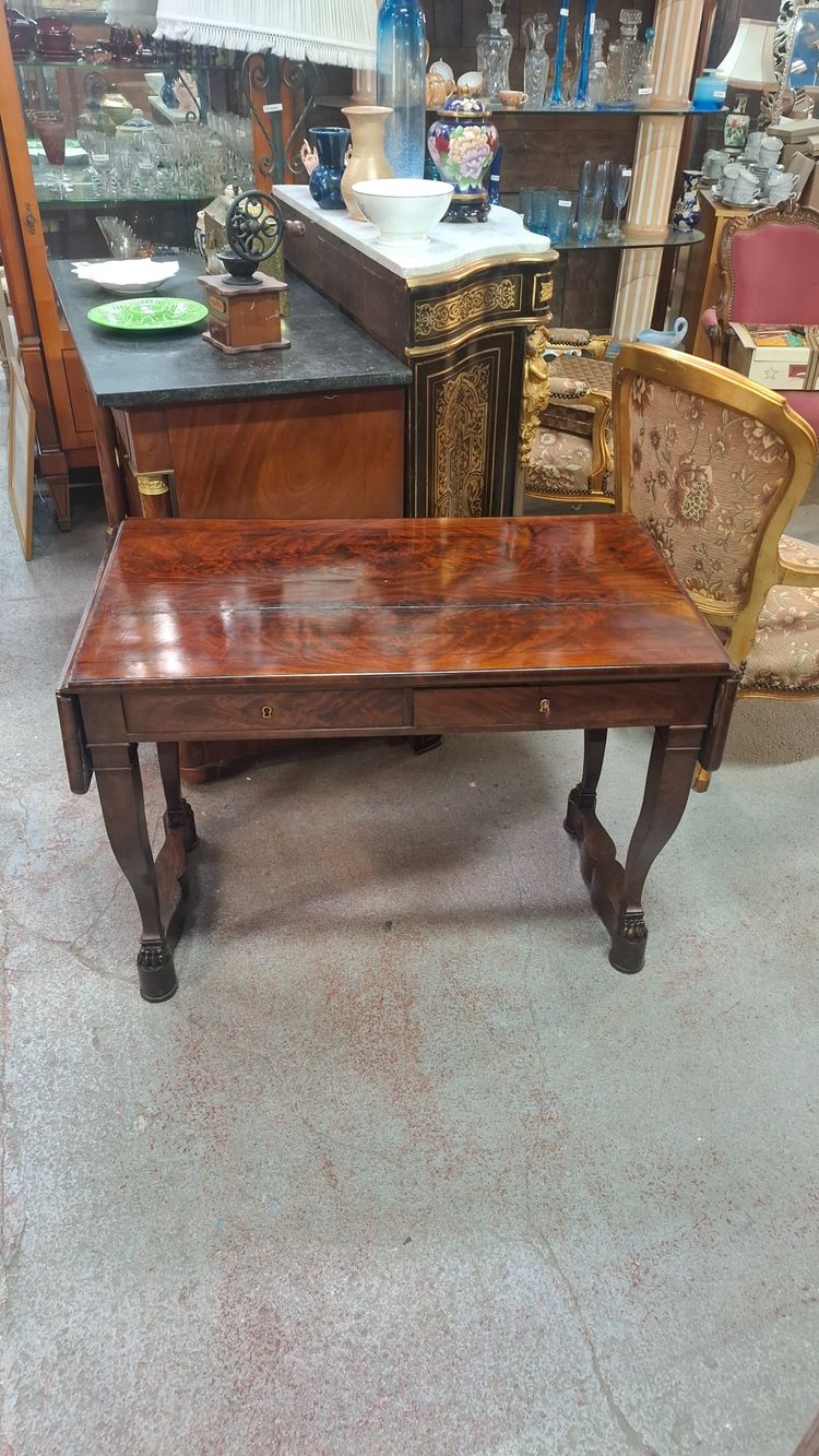 Schreibtisch im Empire-Stil aus Mahagoni