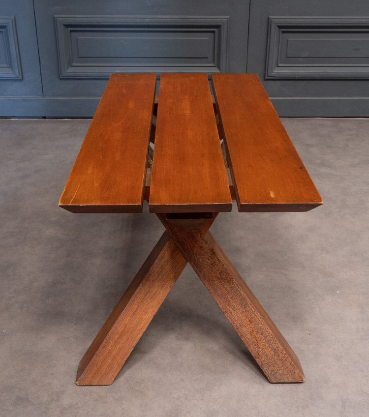 Table basse à lattes 1970 dans le goût de Pierre Chapo