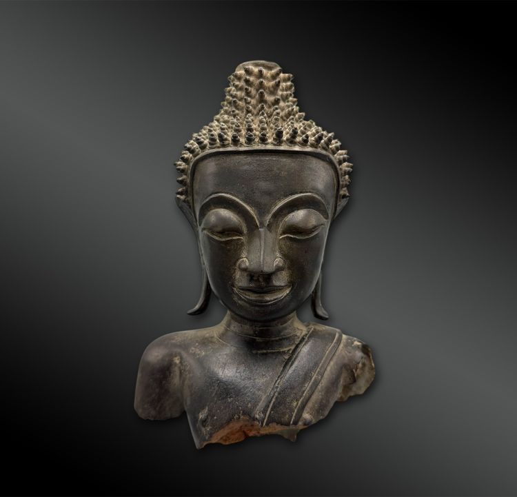 Ritratto a busto di Buddha - Laos? - XVII secolo?