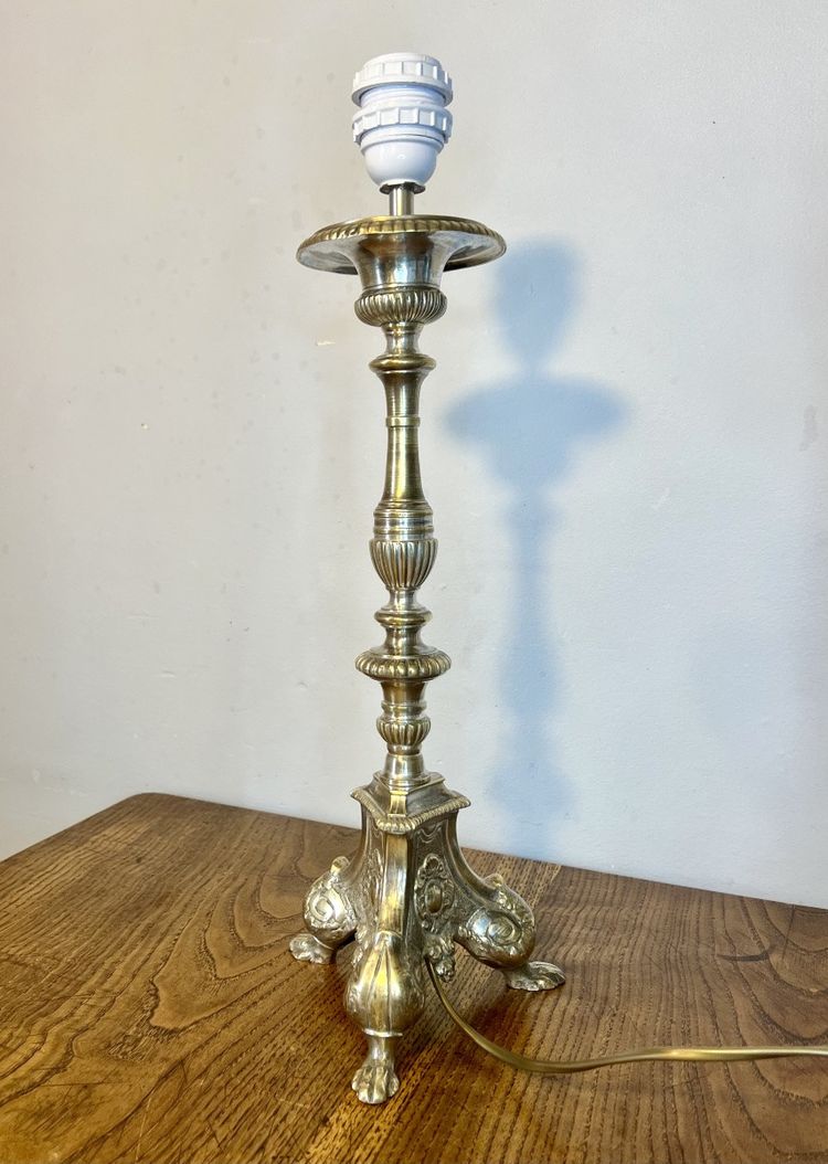 Candle holder mounted as a lamp