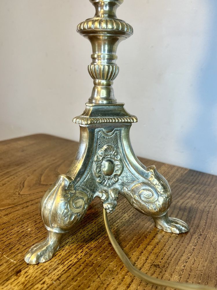 Candle holder mounted as a lamp