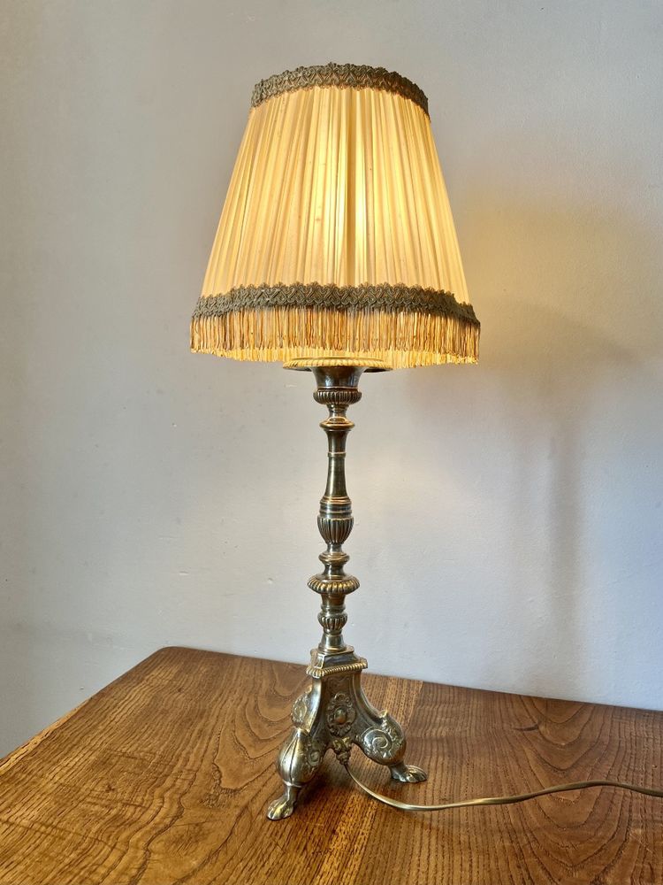 Candle holder mounted as a lamp