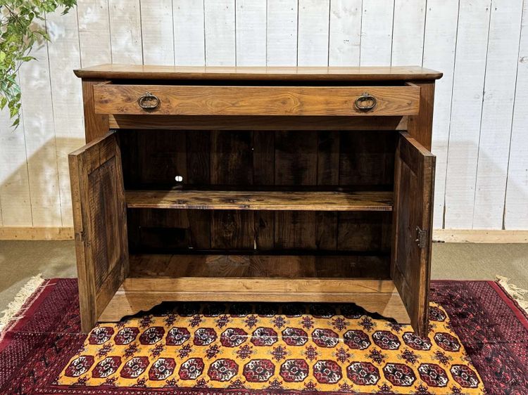 Early 20th century chestnut sideboard
