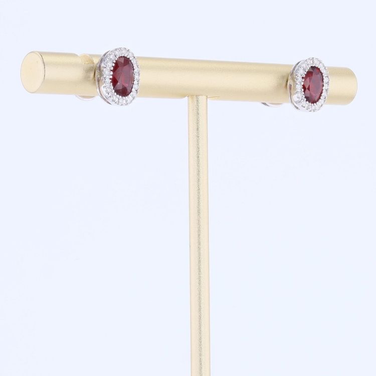 Boucles d’oreilles ovales rubis et diamants