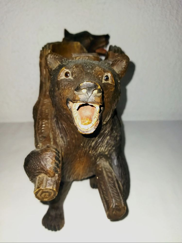 CURIOSITÉ Serviteur De Table Porte-bouteille Bois sculpté "Aux Ours" Dans Le Gout De La Foret-Noire
