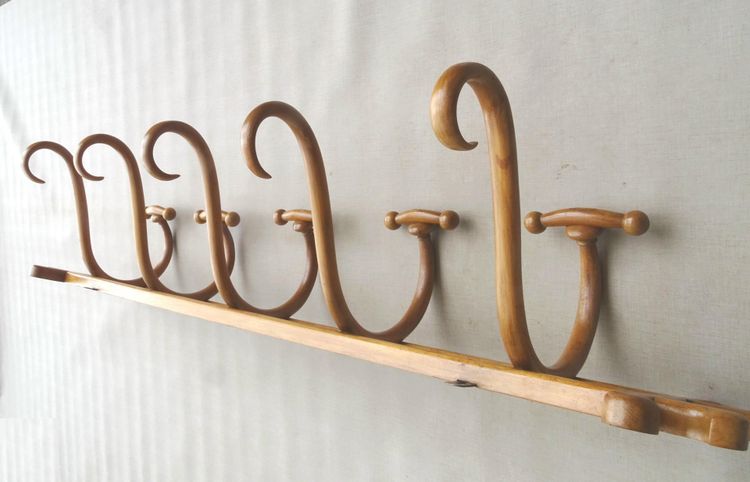 Appendiabiti da parete THONET a 5 curve, 1900 circa