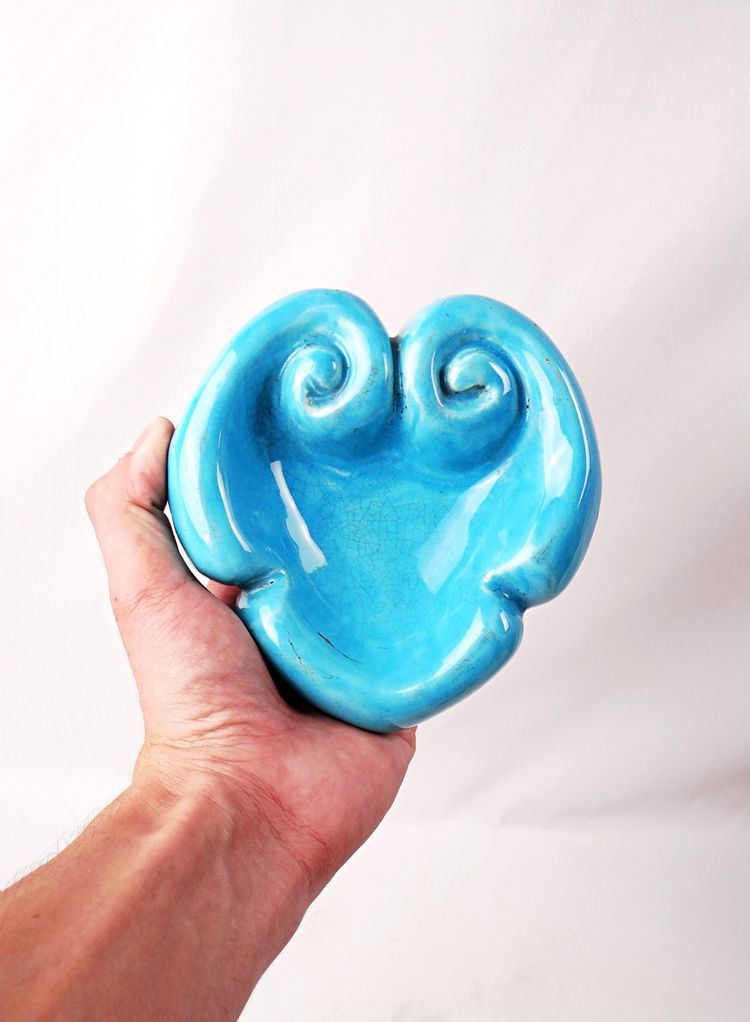 Heart-shaped ceramic ashtray from Vallauris, signed MJ, mid-20th century