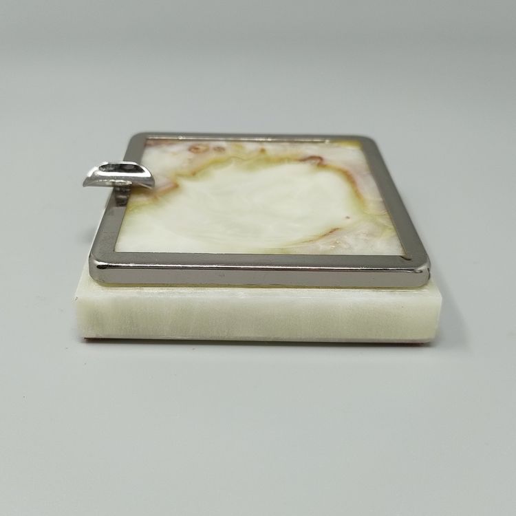 Set da fumo in onice e cromo in stile Mid-Century Modern italiano, composto da accendino da tavolo e posacenere, 1960