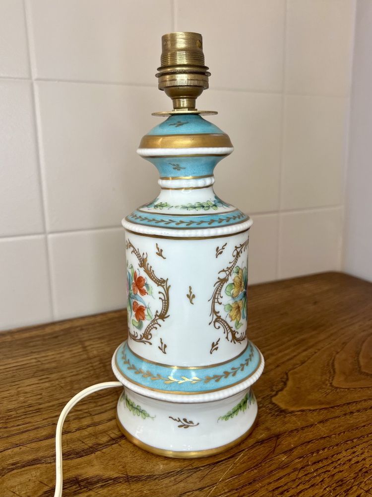 Pair of porcelain lamps