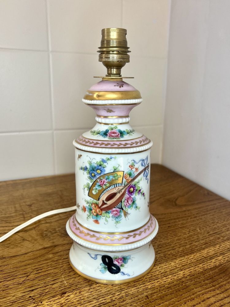 Pair of porcelain lamps