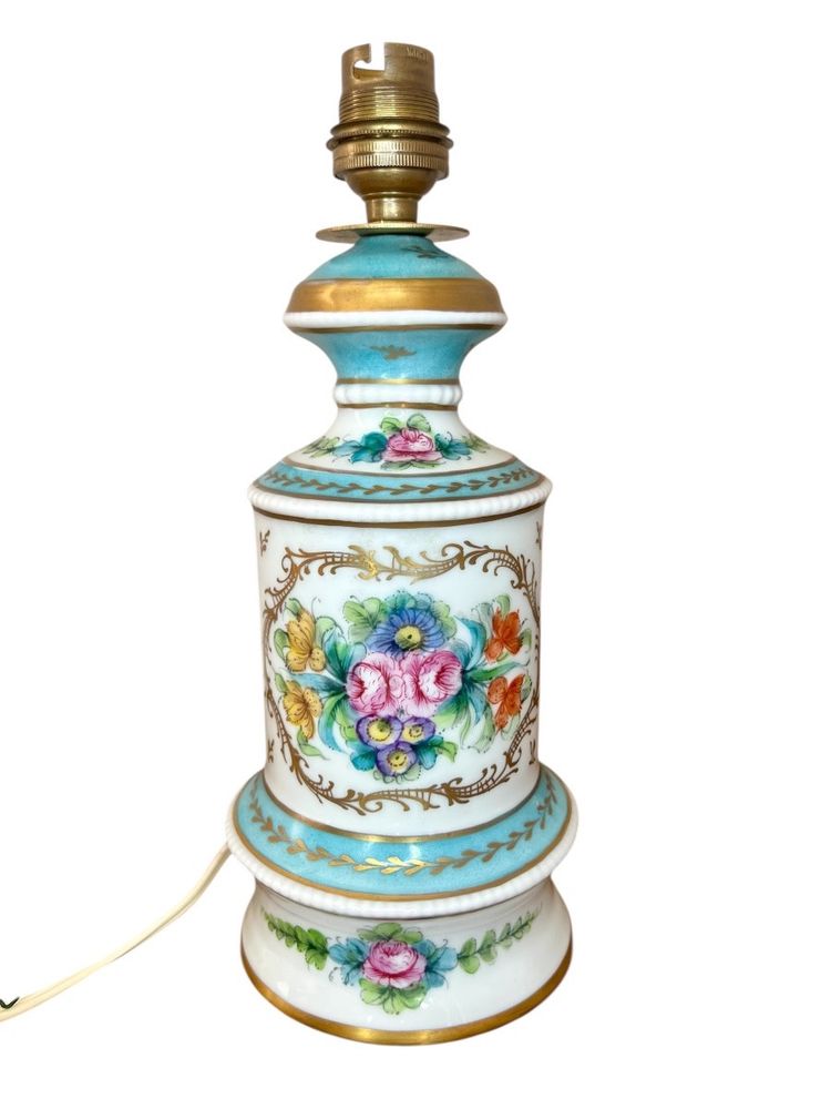 Pair of porcelain lamps