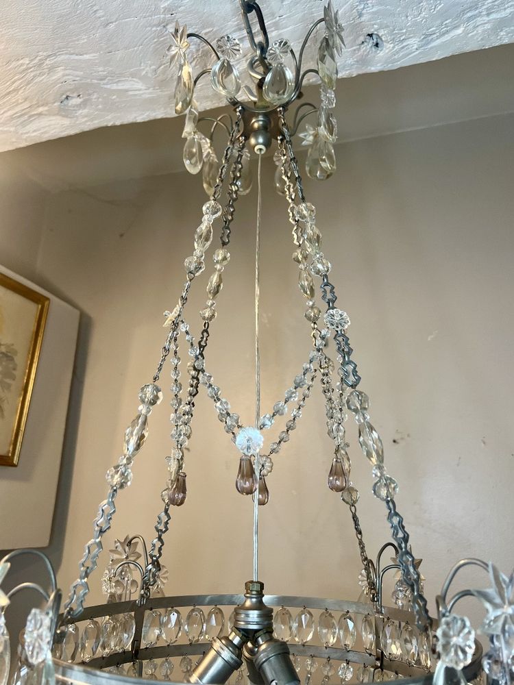 Korb-Kronleuchter im Louis-XVI-Stil