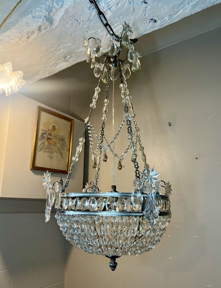 Korb-Kronleuchter im Louis-XVI-Stil