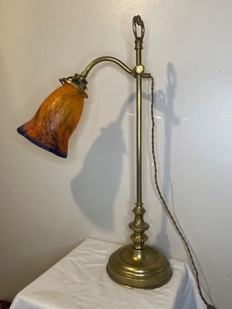 Tulip Glass-Paste Table Lamp
