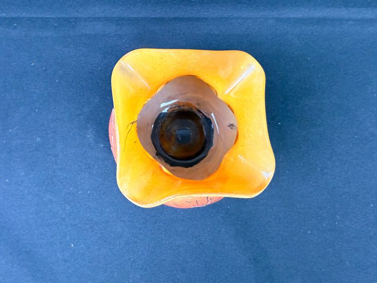 LEGRAS Wunderschöne kleine Kugelvase mit vierlappigem Hals 