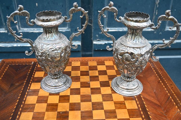 Paire de vase en métal plaqué de style Baroque du XVIII