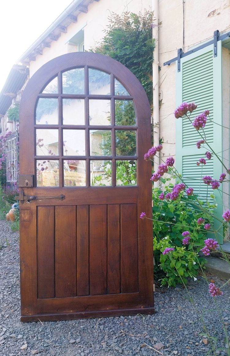 Porte ancienne plein cintre