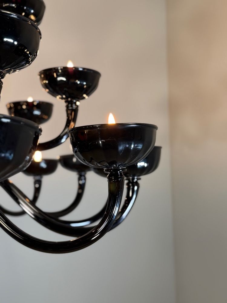 Lustre vénitien en verre de Murano noir, 28 feux de lumière, fin du XXème siècle