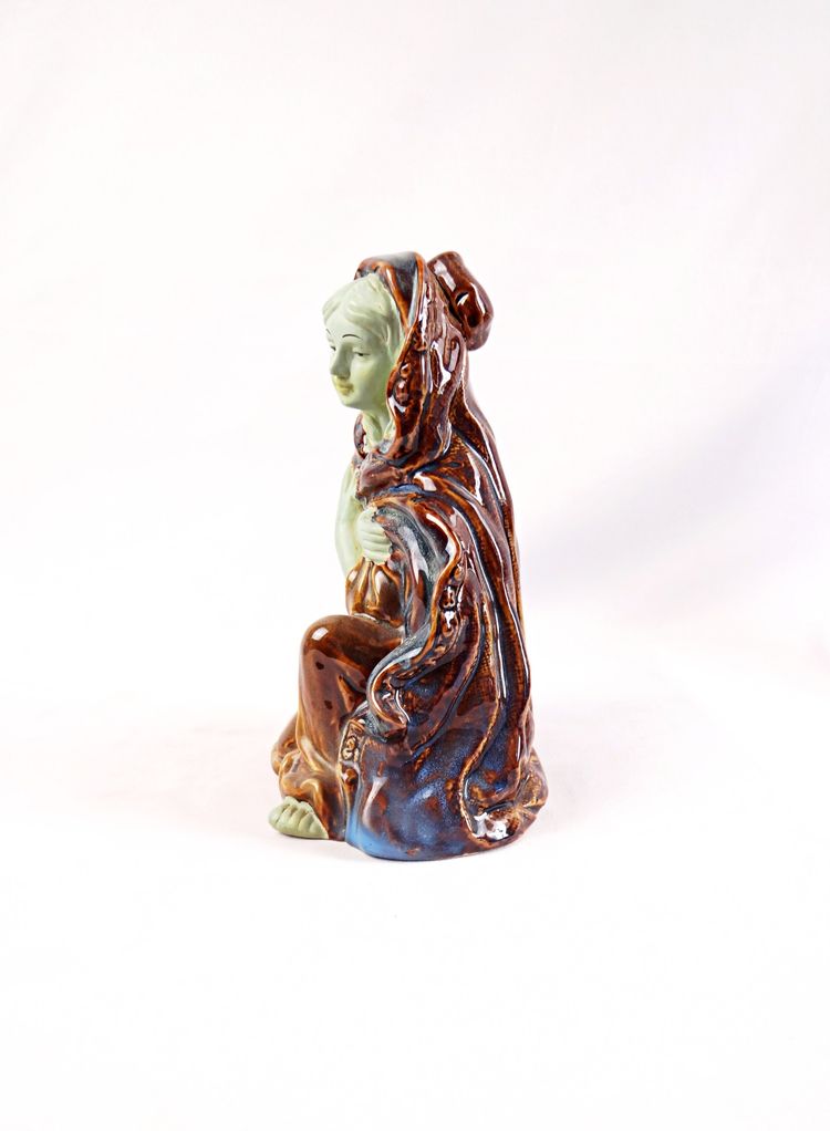 Polychrome Porcelain Statue of the Kneeling Virgin of the Nativity
