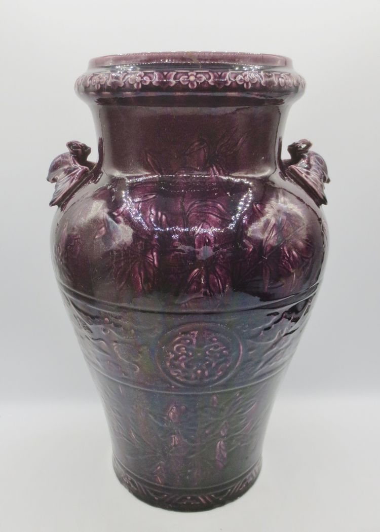 Art Nouveau vase in Longwy earthenware.