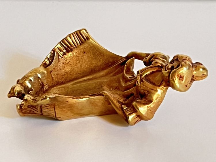Die Dame mit der Katze: Schmuckschale oder Aschenbecher aus Bronze, Stil des 19. Jahrhunderts