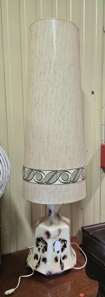 Very large ceramic lamp/floor lamp from the Art Deco period