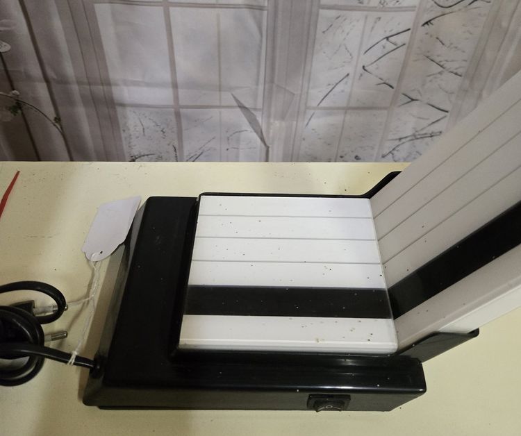 1980s JD Aznar style halogen desk lamp