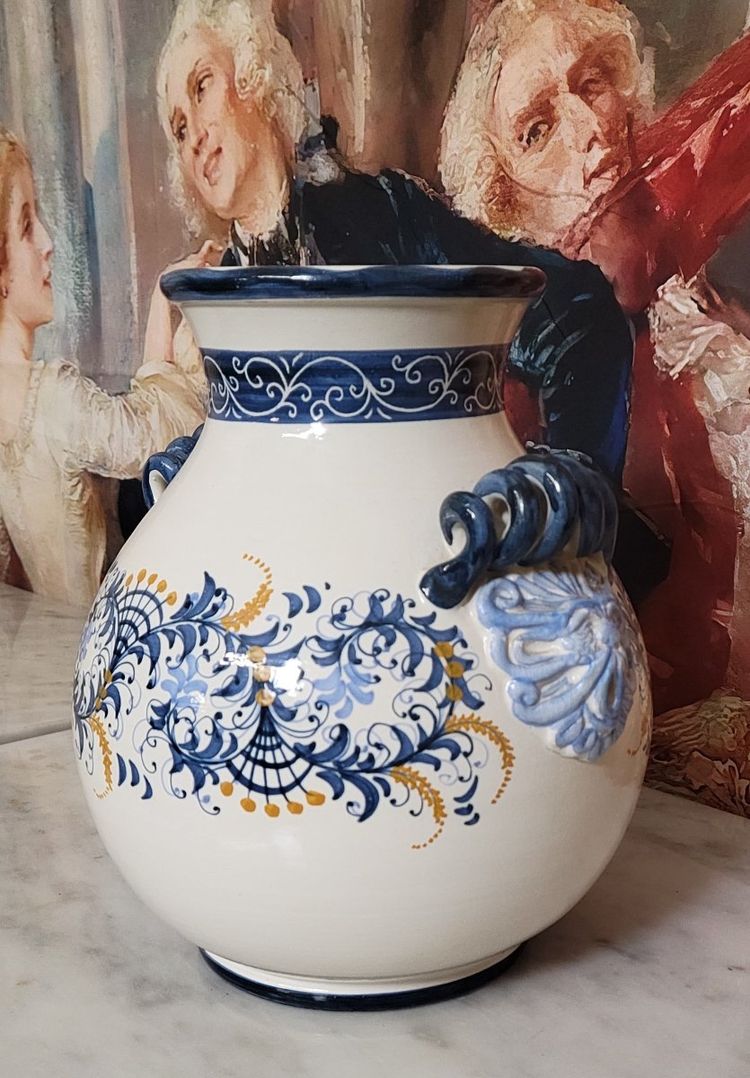 Large Italian earthenware vase, 20th century