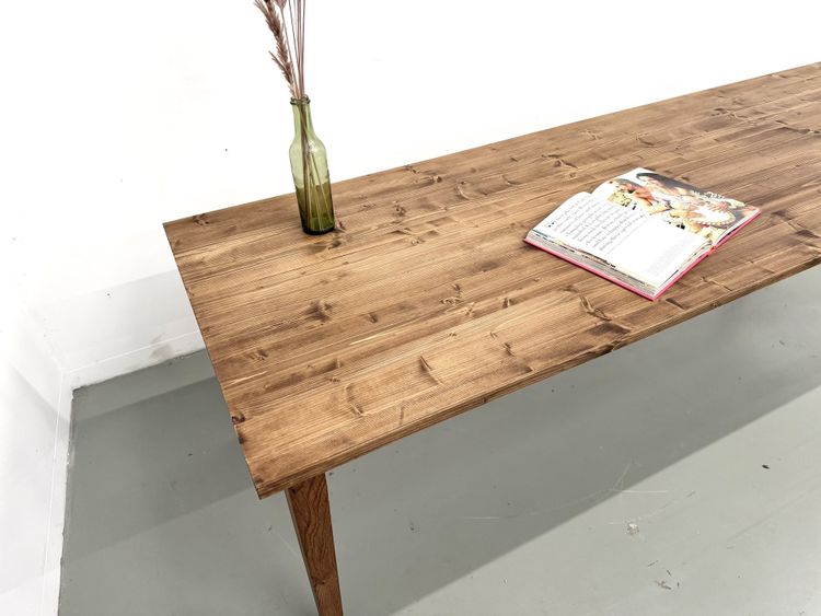 Bauernhoftisch mit konischen Beinen, L 260 cm