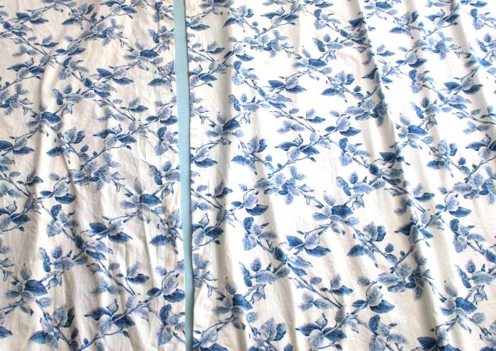 Coppia di tende in cotone con motivo floreale blu a rombi, lunghezza: 380 cm