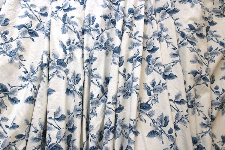 Coppia di tende in cotone con motivo floreale blu a rombi, lunghezza: 380 cm