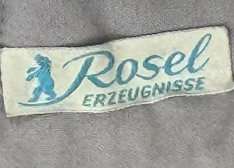 Maschinell hergestellte Wandteppiche