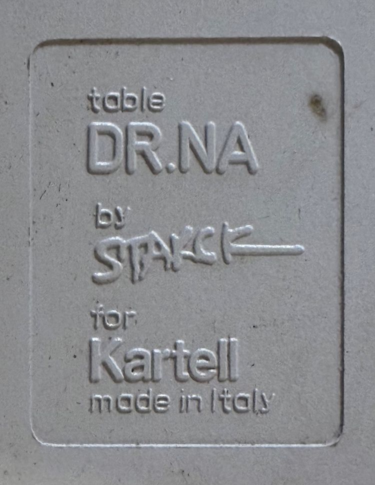 Beistelltisch „Kartell“ von Starck