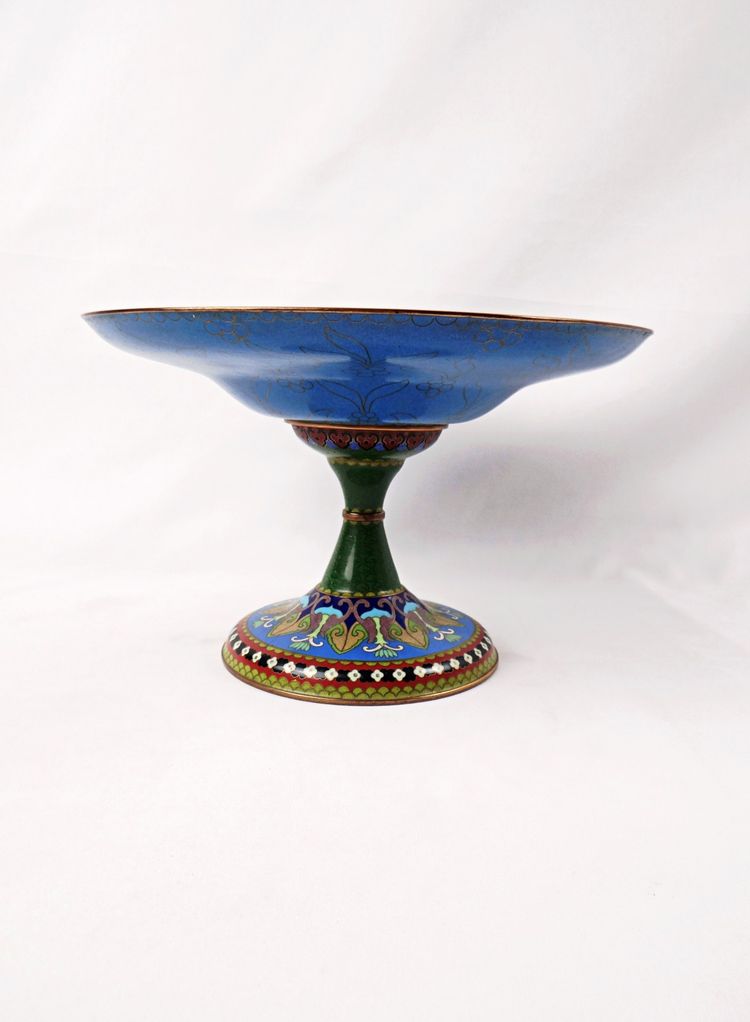 Chinese cloisonné bronze fruit bowl on a stand from the 1950s