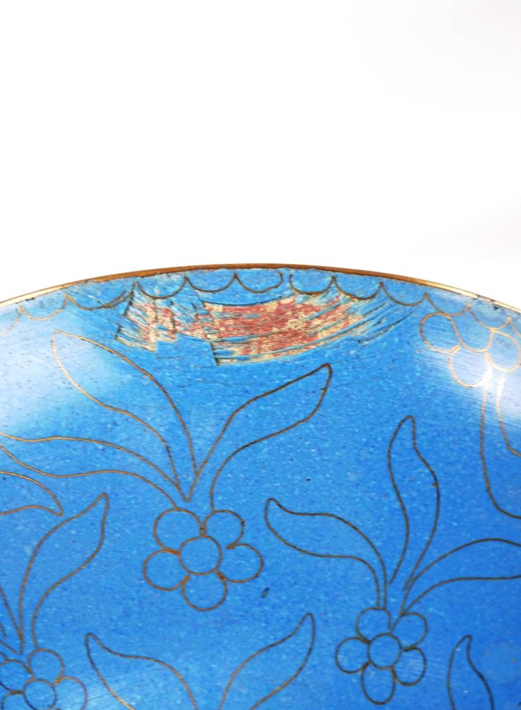 Chinese cloisonné bronze fruit bowl on a stand from the 1950s
