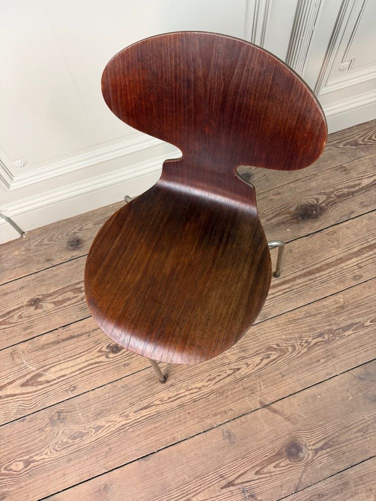 Arne Jacobsen for Fritz Hansen, “Ant” Chair, Model 3100, first three-legged version,