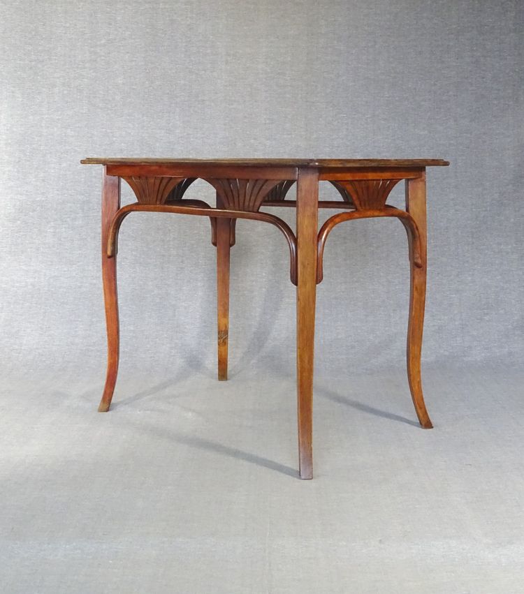 Thonet-Tisch oder -Schreibtisch Nr. 8122, um 1910, Tischplatte aus Eiche.