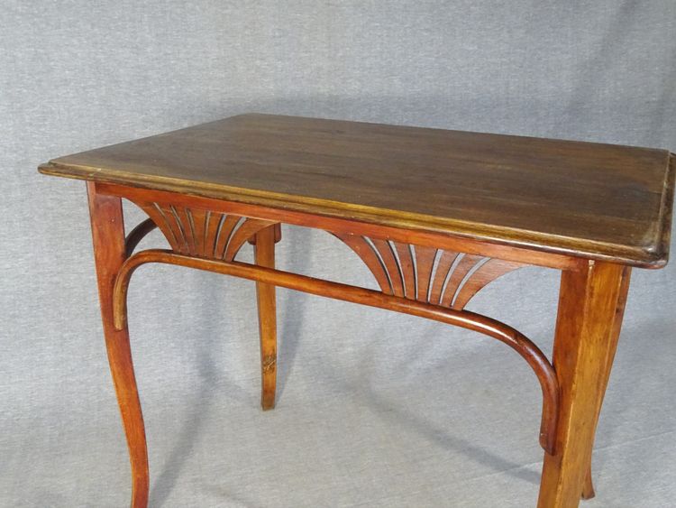 Thonet-Tisch oder -Schreibtisch Nr. 8122, um 1910, Tischplatte aus Eiche.