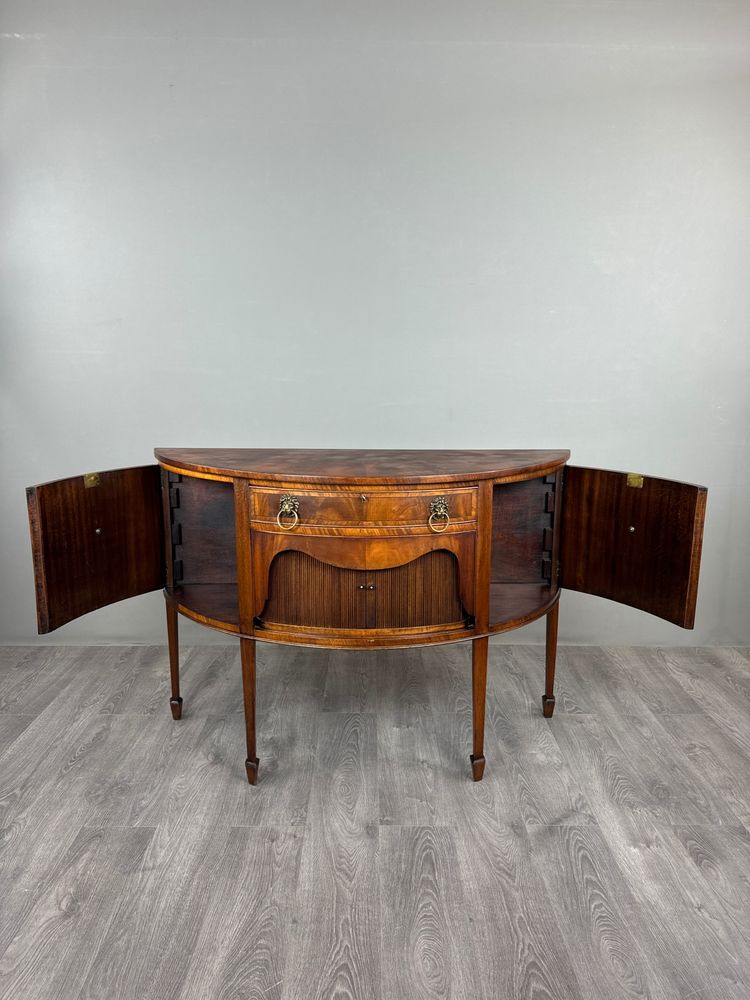 Credenza a mezzaluna, stile Luigi XVI, XIX secolo