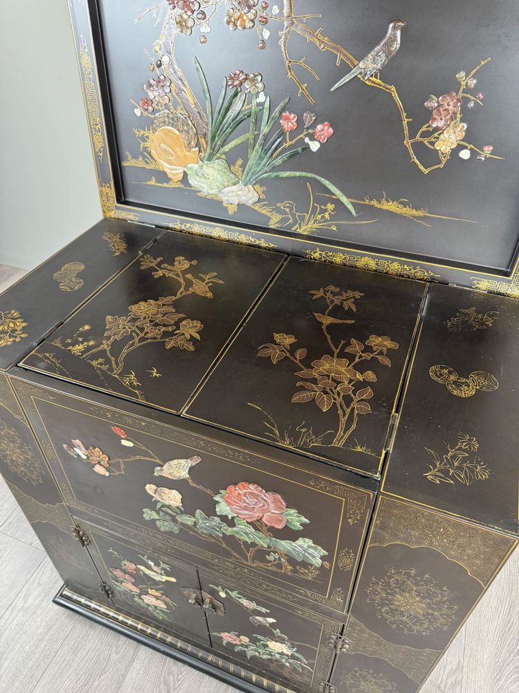 Mobile bar, stile Chinoiserie, XX secolo