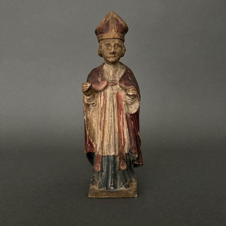 Sculpture en bois représentant un saint XVIIe polychromie