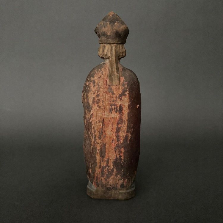 Sculpture en bois représentant un saint XVIIe polychromie