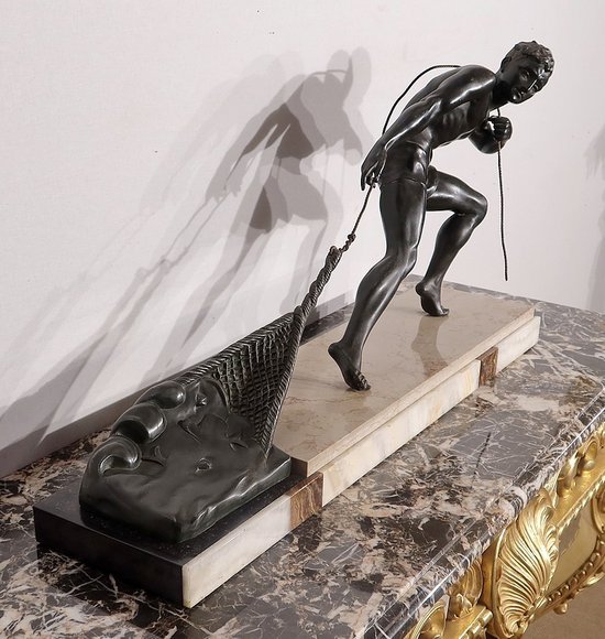 Importante Sculpture en Régule « Le Pêcheur », de J. De Roncourt, Art Déco – 1930