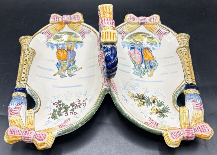 Bettlerfigur aus Quimper-Keramik 